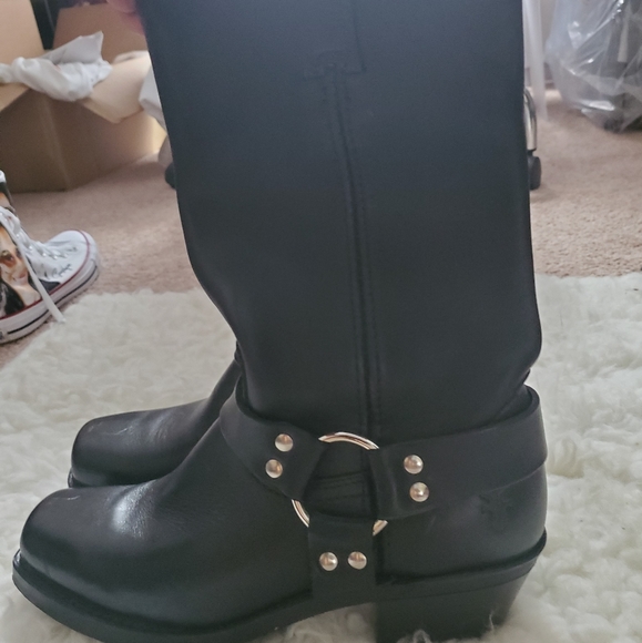 FRYE Boots - Picture 2 of 2